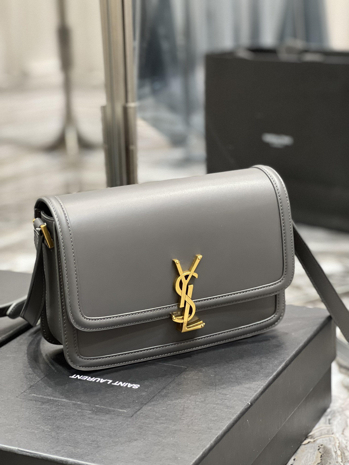 YSL SOLFERINO MEDIUM SATCHEL IN BOX SAINT LAURENT LIGHT GRAY 9.1 X 6.3 X 2.4 INCHES - Image 3