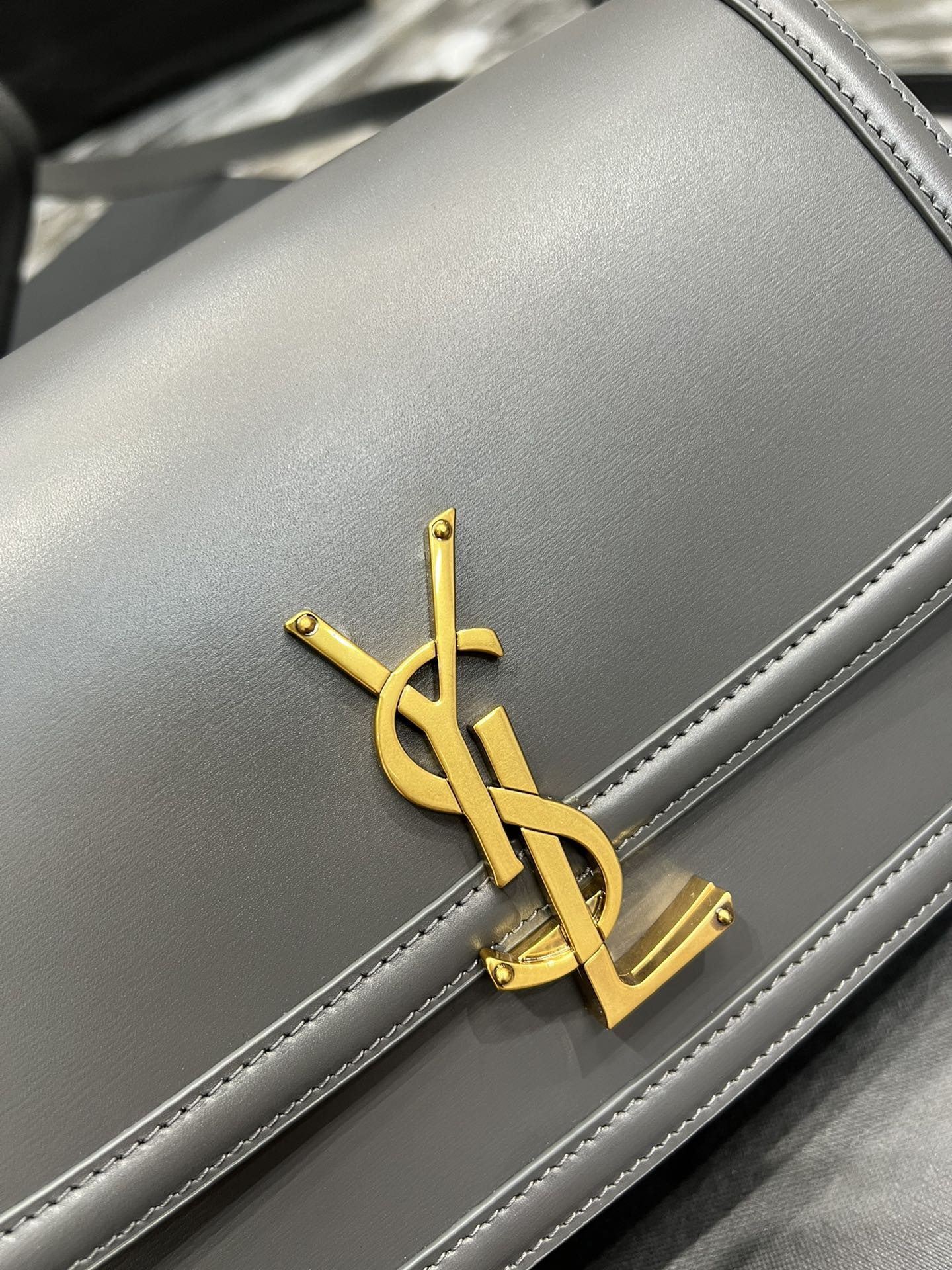 YSL SOLFERINO MEDIUM SATCHEL IN BOX SAINT LAURENT LIGHT GRAY 9.1 X 6.3 X 2.4 INCHES - Image 5