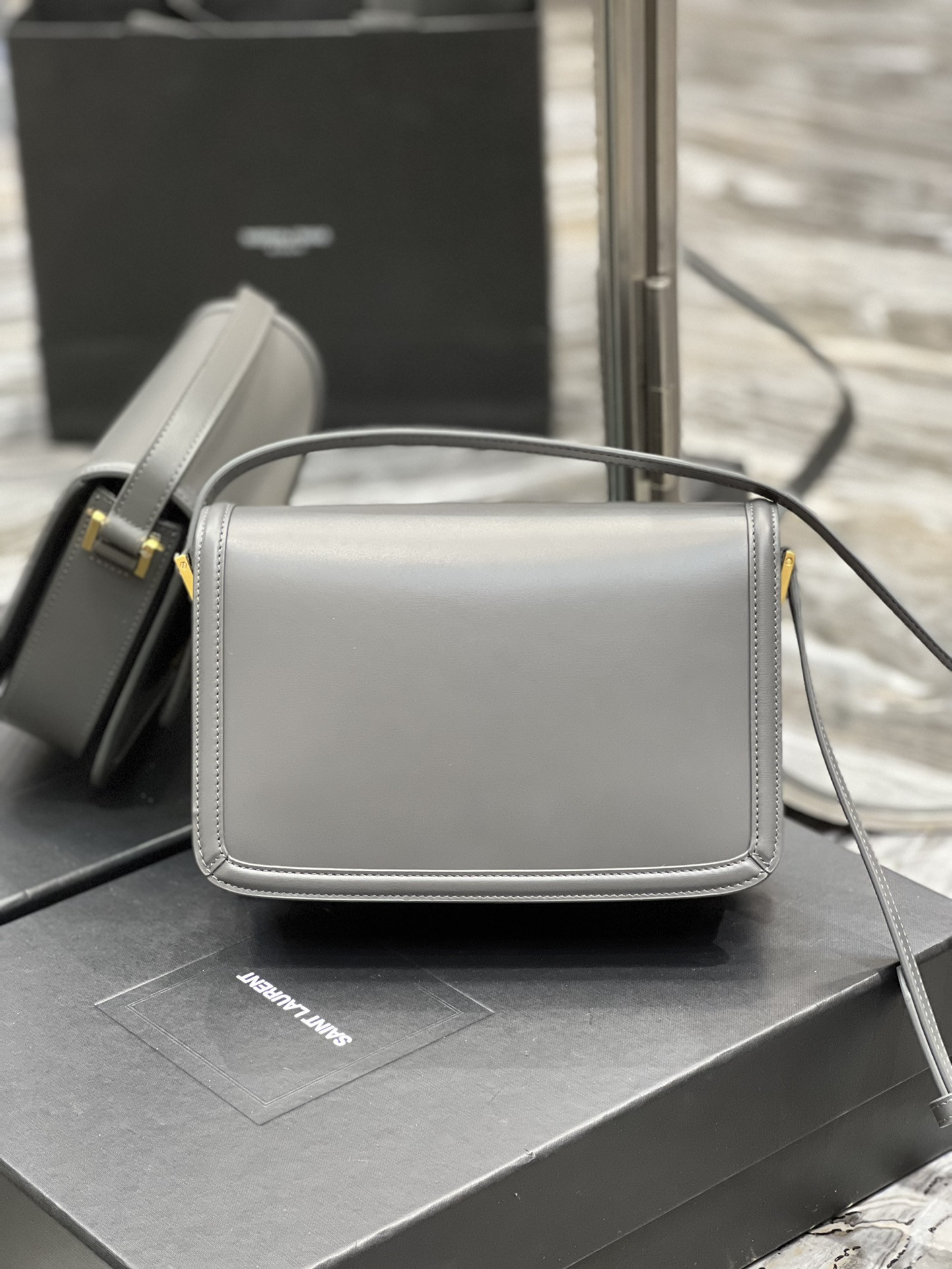 YSL SOLFERINO MEDIUM SATCHEL IN BOX SAINT LAURENT LIGHT GRAY 9.1 X 6.3 X 2.4 INCHES - Image 10