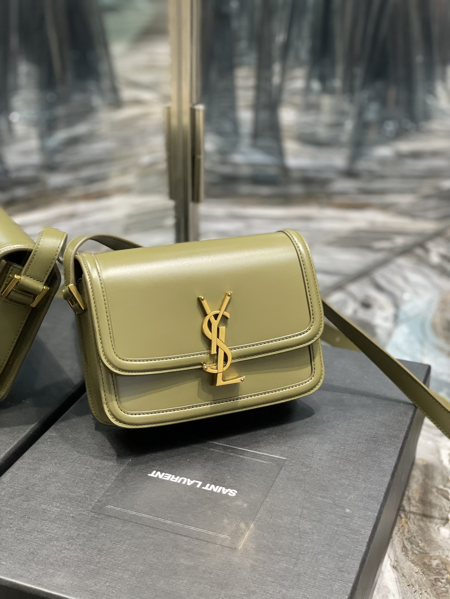 YSL SOLFERINO SMALL SATCHEL IN BOX SAINT LAURENT Avocado GREEN 7.4 X 5.1 X 1.9 INCHES - Image 3