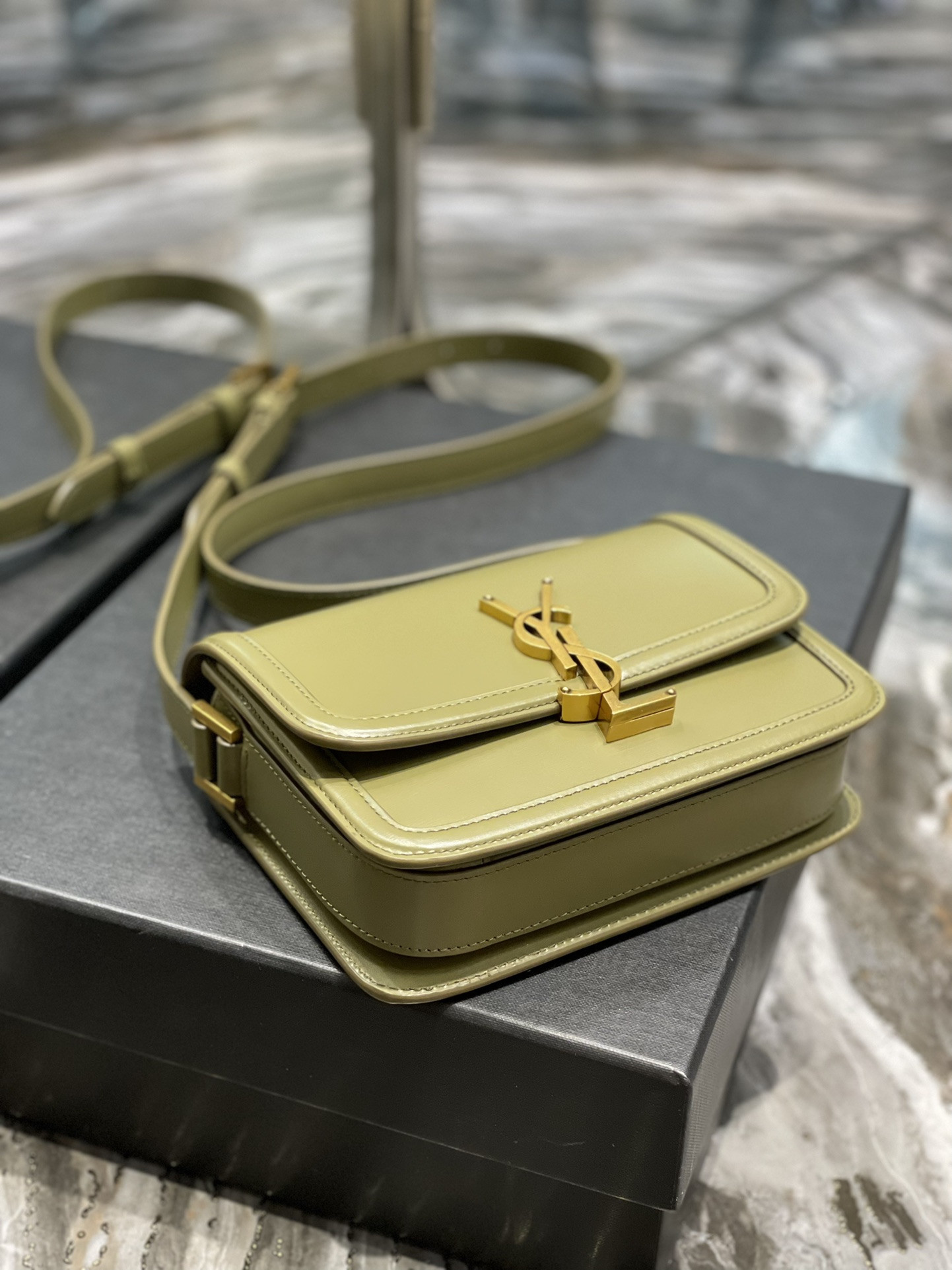 YSL SOLFERINO SMALL SATCHEL IN BOX SAINT LAURENT Avocado GREEN 7.4 X 5.1 X 1.9 INCHES - Image 7