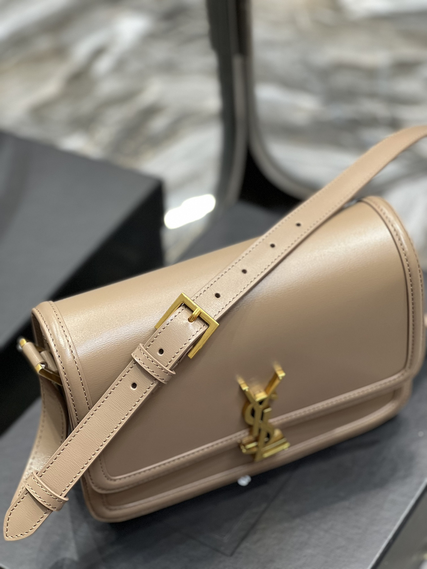 YSL SOLFERINO MEDIUM SATCHEL IN BOX SAINT LAURENT PINK 9.1 X 6.3 X 2.4 INCHES - Image 6