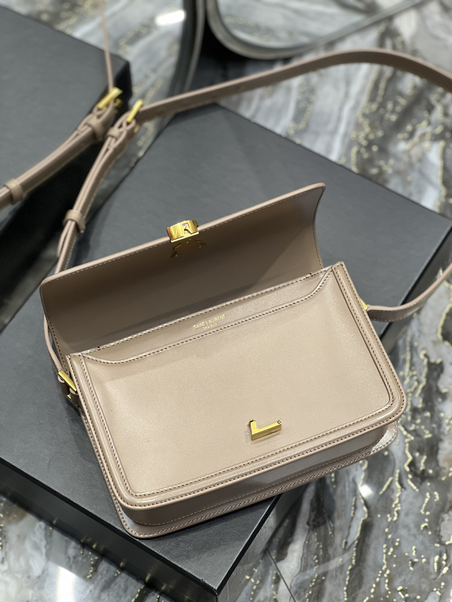YSL SOLFERINO MEDIUM SATCHEL IN BOX SAINT LAURENT PINK 9.1 X 6.3 X 2.4 INCHES - Image 9