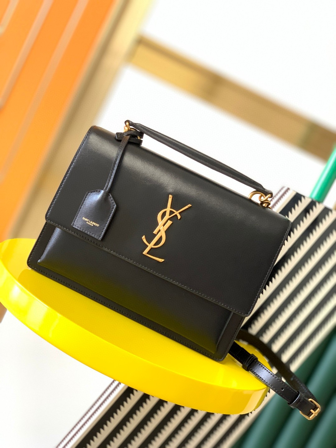 YSL SUNSET LARGE IN SMOOTH LEATHER BLACK 10.6 X 7 X 3.1 INCHES - Image 2