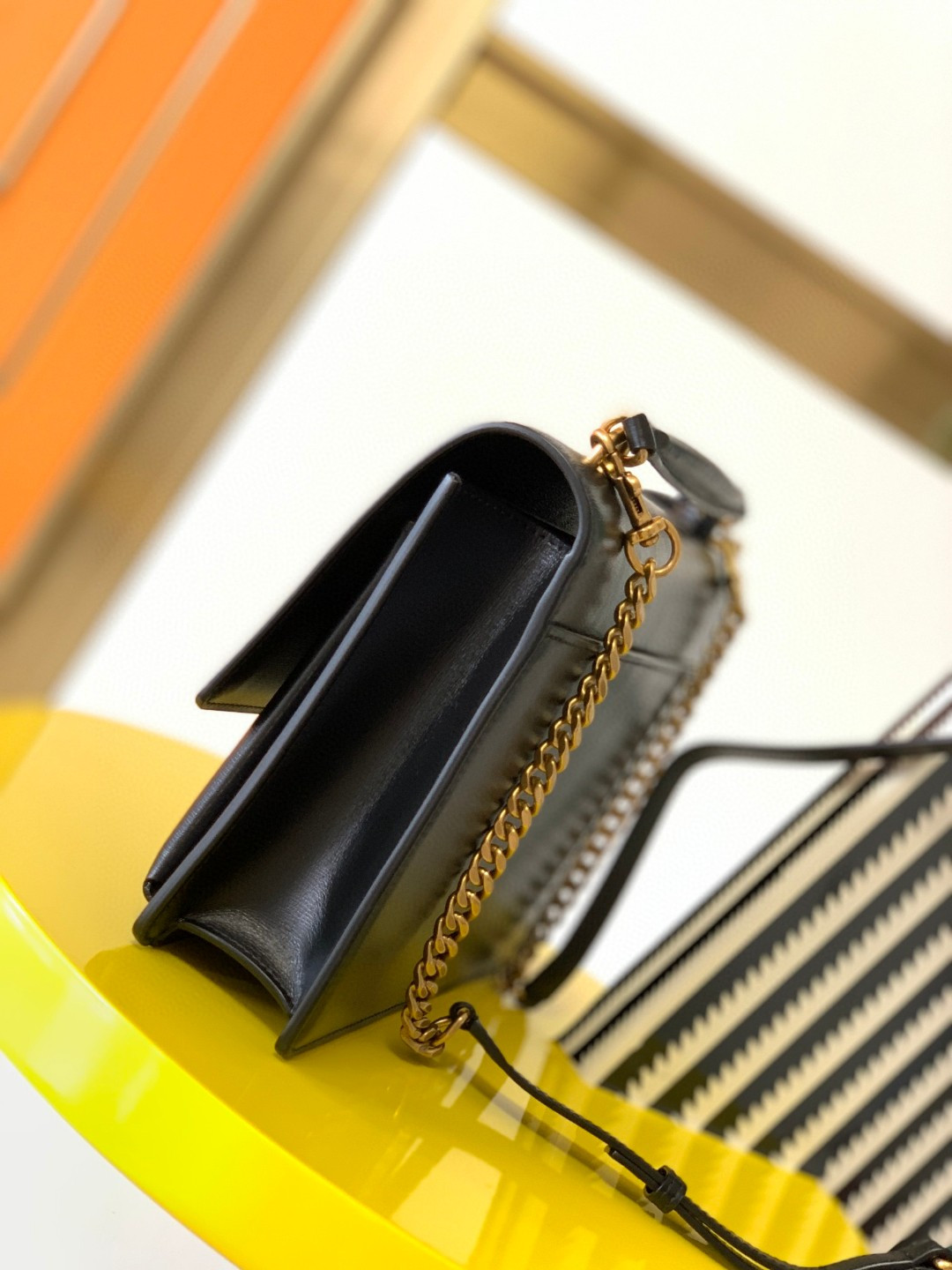 YSL SUNSET LARGE IN SMOOTH LEATHER BLACK 10.6 X 7 X 3.1 INCHES - Image 3