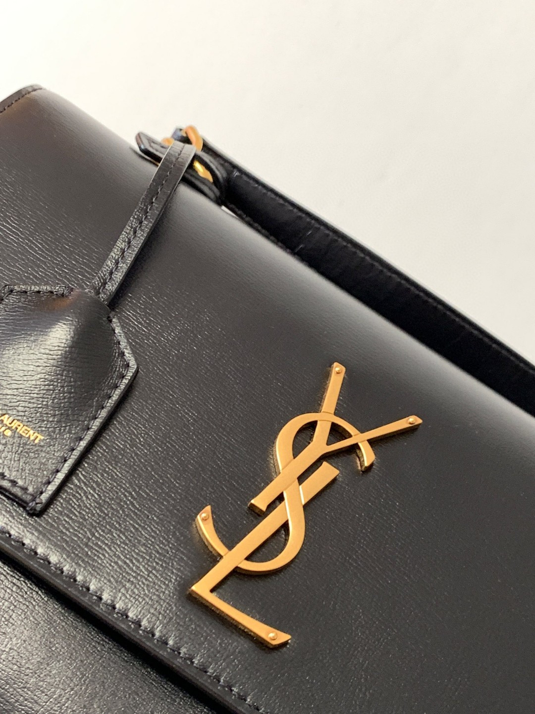 YSL SUNSET LARGE IN SMOOTH LEATHER BLACK 10.6 X 7 X 3.1 INCHES - Image 5