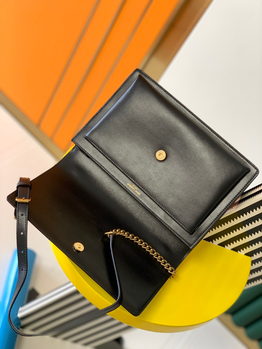 YSL SUNSET LARGE IN SMOOTH LEATHER BLACK 10.6 X 7 X 3.1 INCHES - Image 7