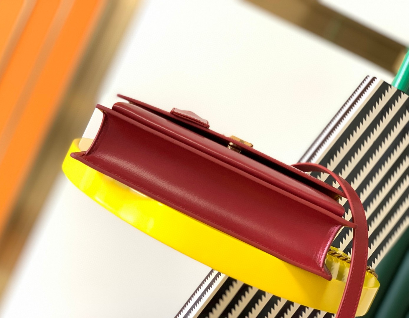 YSL SUNSET LARGE IN SMOOTH LEATHER RED 10.6 X 7 X 3.1 INCHES - Image 5