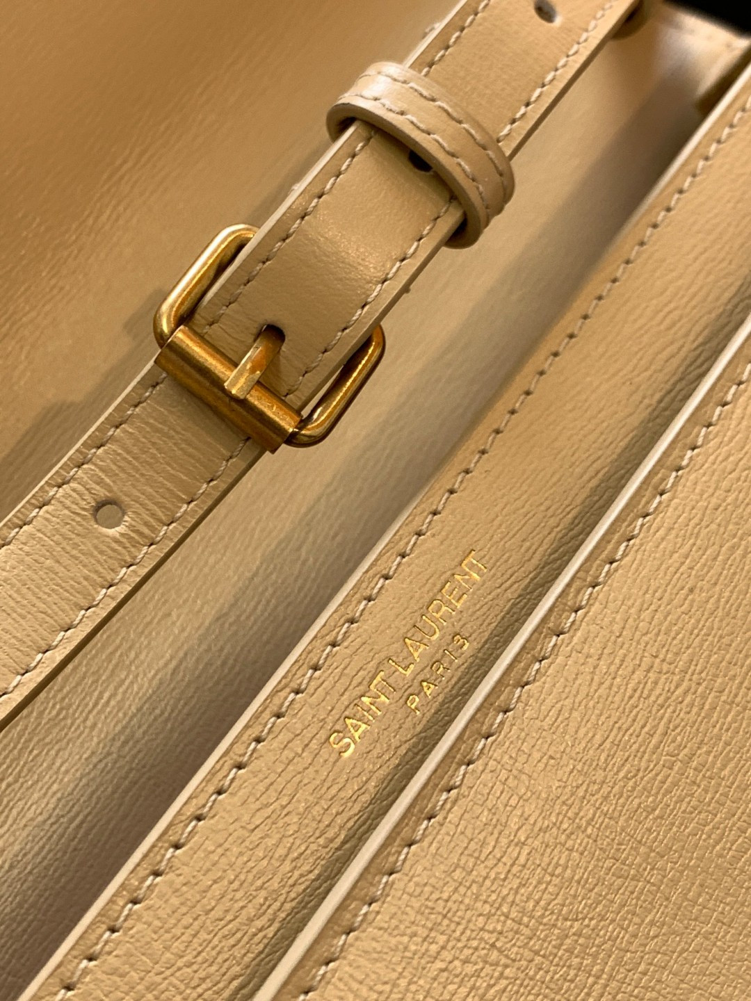 YSL SUNSET LARGE IN SMOOTH LEATHER BEIGE 10.6 X 7 X 3.1 INCHES - Image 8
