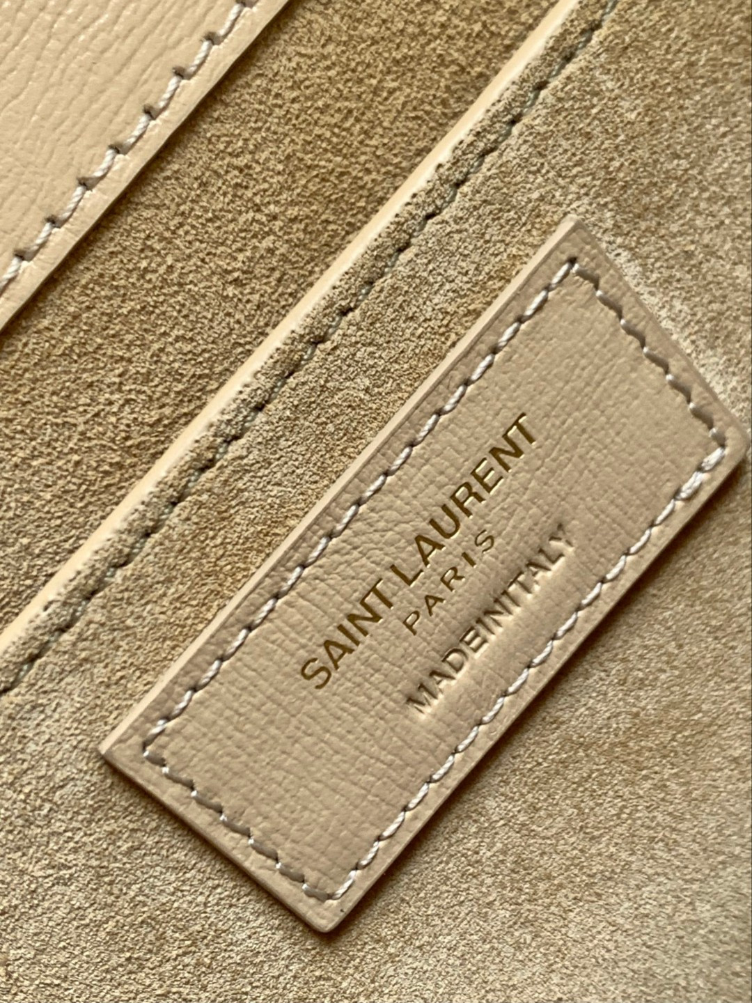 YSL SUNSET LARGE IN SMOOTH LEATHER BEIGE 10.6 X 7 X 3.1 INCHES - Image 10