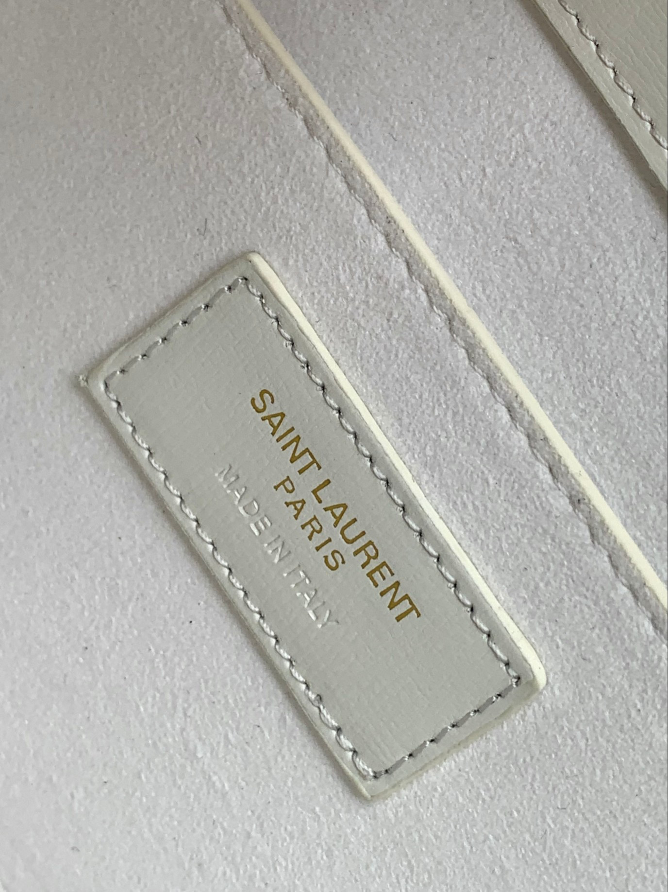 YSL SUNSET LARGE IN SMOOTH LEATHER WHITE 10.6 X 7 X 3.1 INCHES - Image 10