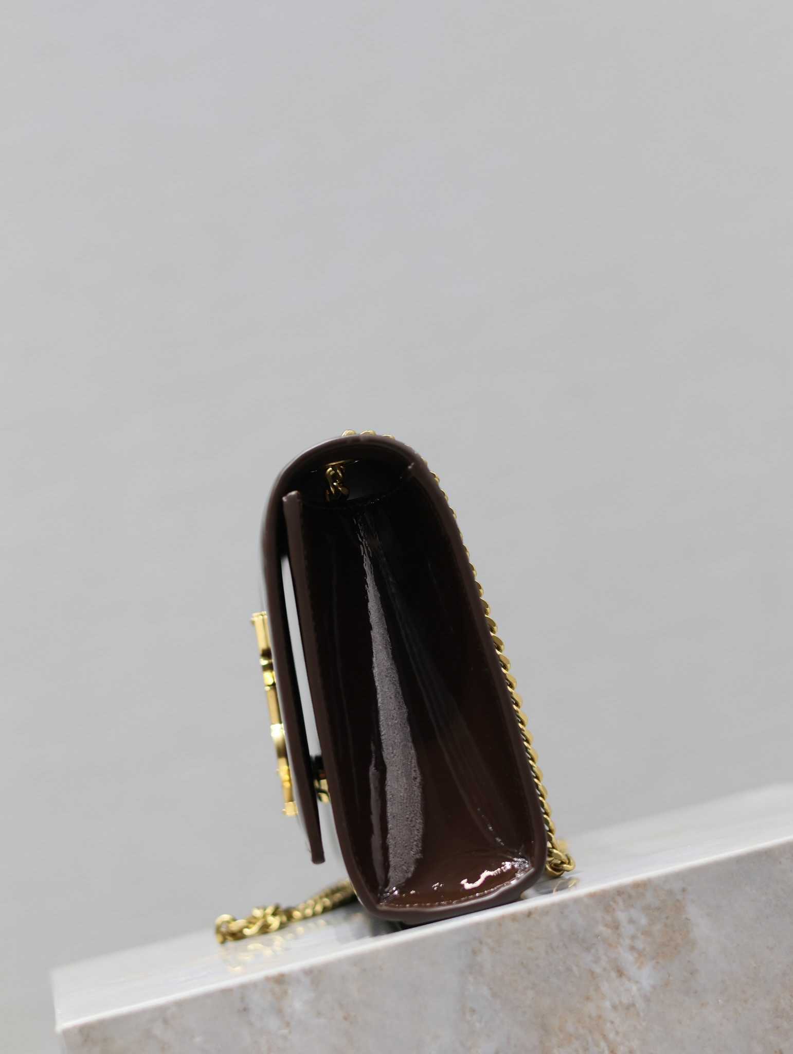 YSL KATE MEDIUM IN SHINY LEATHER BROWN 9.4 X 5.7 X 2.1 INCHES - Image 6