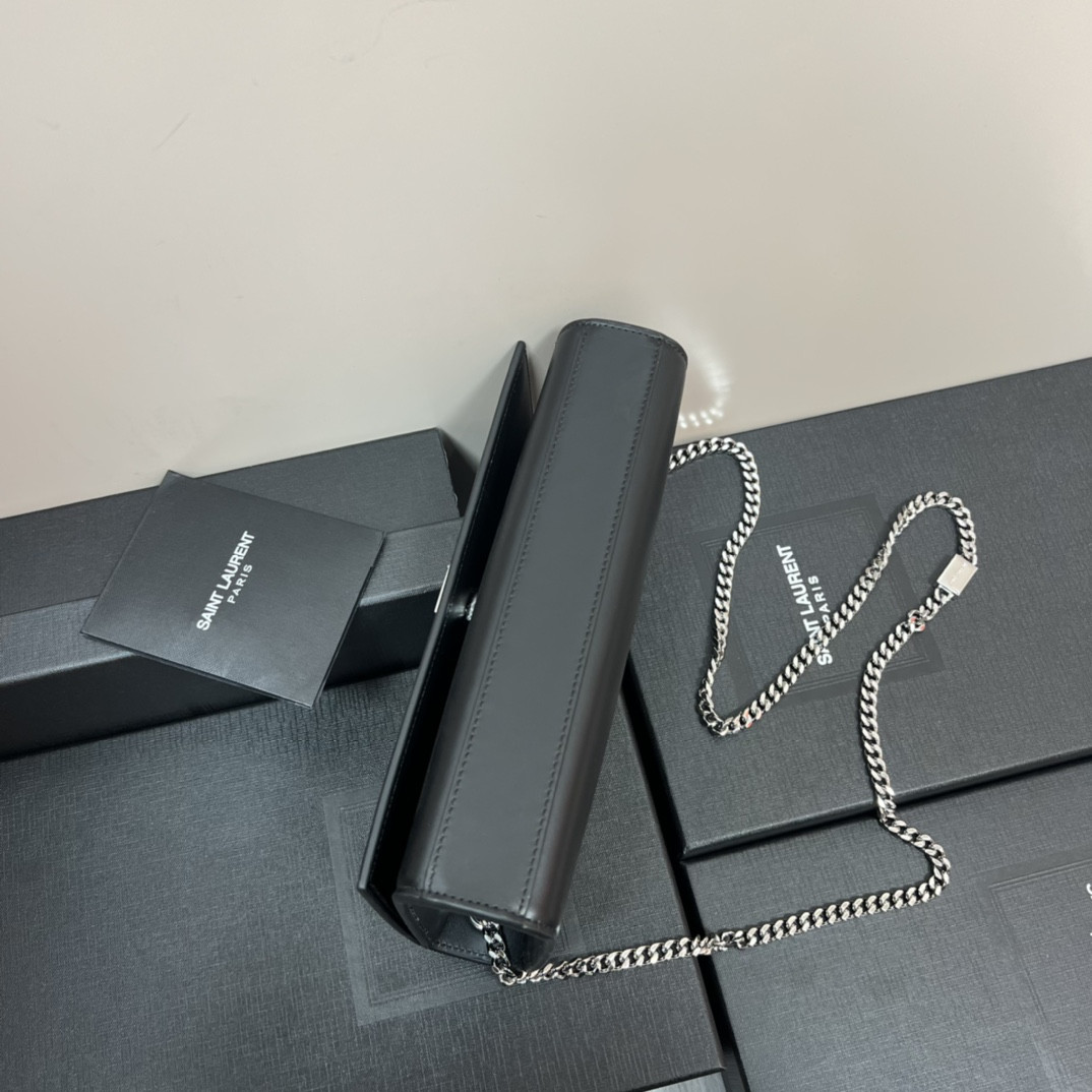 YSL KATE MEDIUM IN SMOOTH LEATHER BLACK SILVER 9.4 X 5.7 X 2.1 INCHES - Image 4