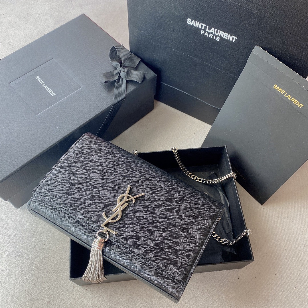 YSL KATE MEDIUM IN GRAIN DE POUDRE EMBOSSED LEATHER BLACK 9.4 X 5.7 X 2.1 INCHES