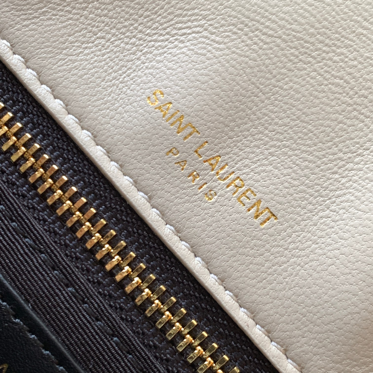 YSL KATE 99 IN QUILTED NAPPA LEATHER WHITE 10.2 X 5.3 X 1.7 INCHES - Image 8