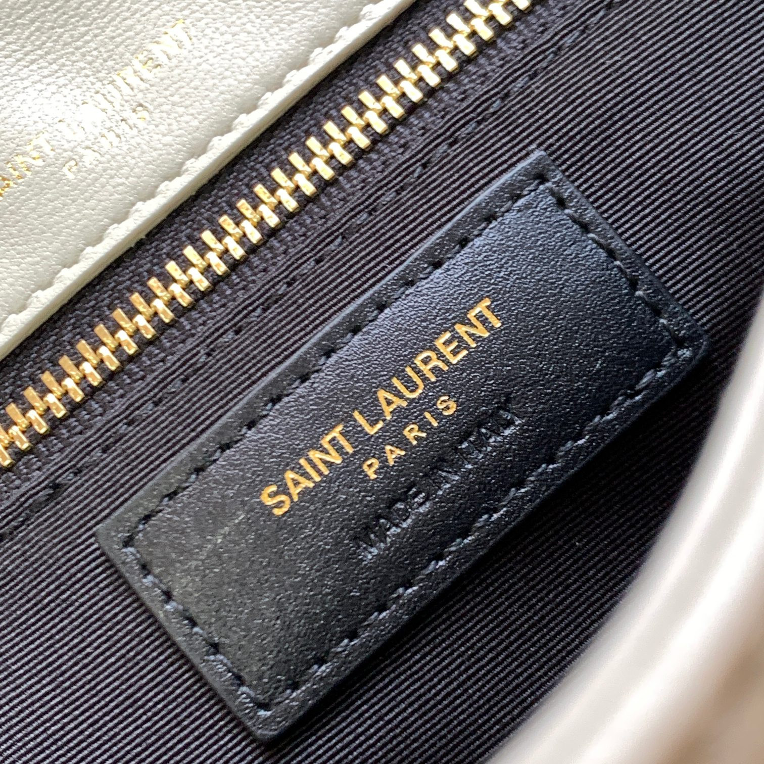 YSL KATE 99 IN QUILTED NAPPA LEATHER WHITE 10.2 X 5.3 X 1.7 INCHES - Image 9