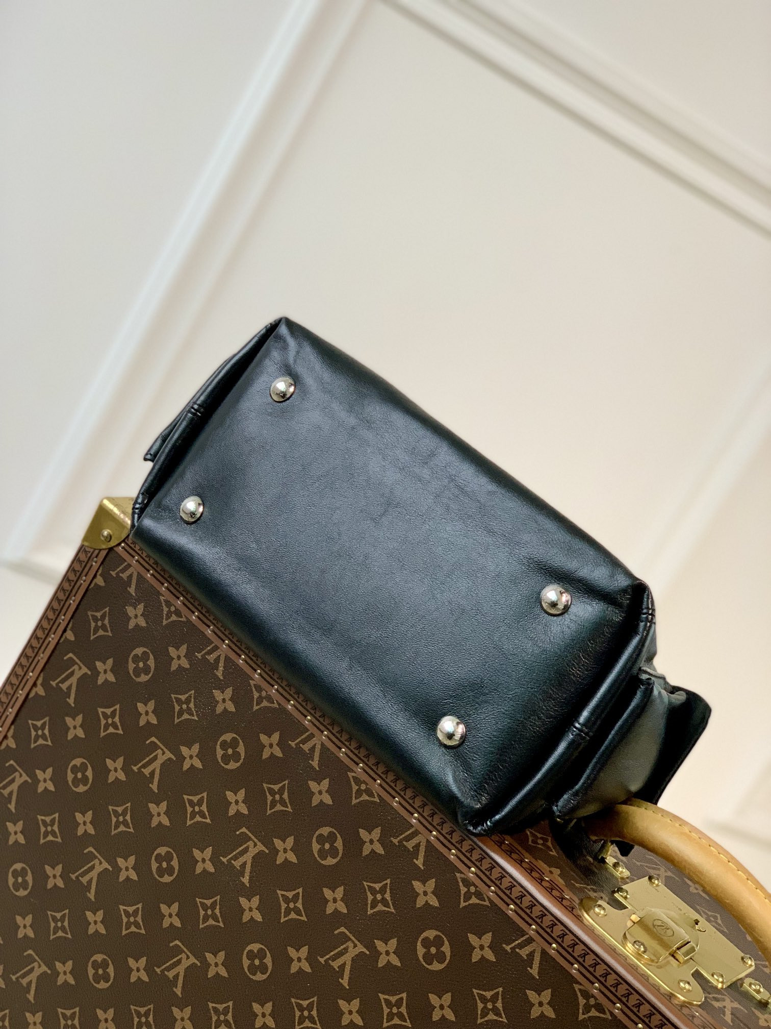 LV M24861 CarryAll Cargo PM 13.2 x 9.1 x 5.9 inches - Image 5