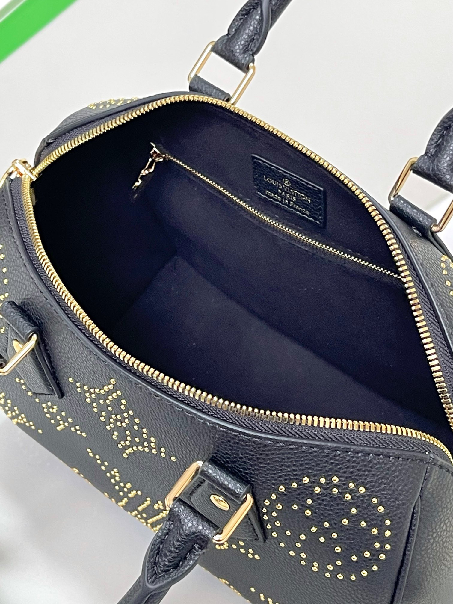 LV M46736 Speedy Bandoulière 25 9.8 x 7.5 x 5.9 inches - Image 10
