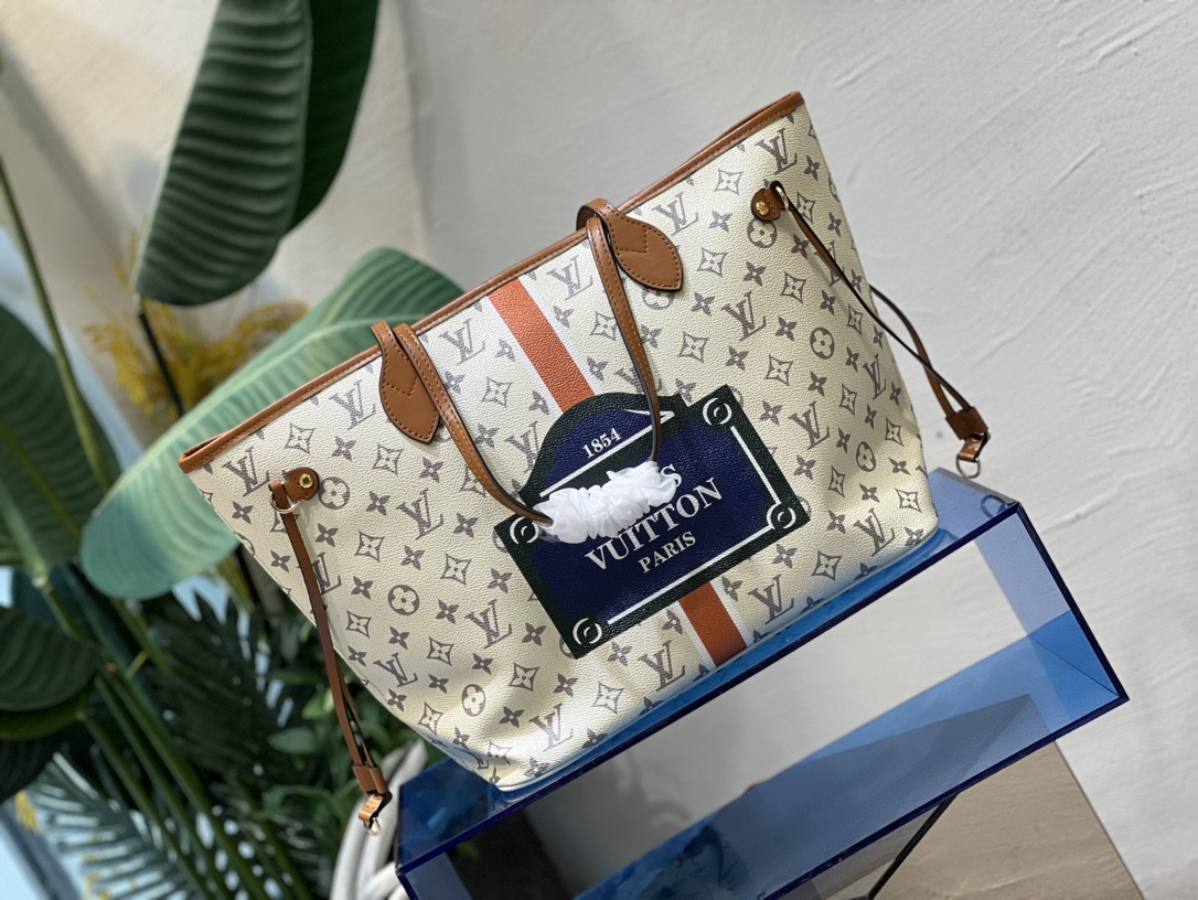 LV M40955 Neverfull MM 12.6 x 11.4 x 6.7 inches Without Box - Image 3