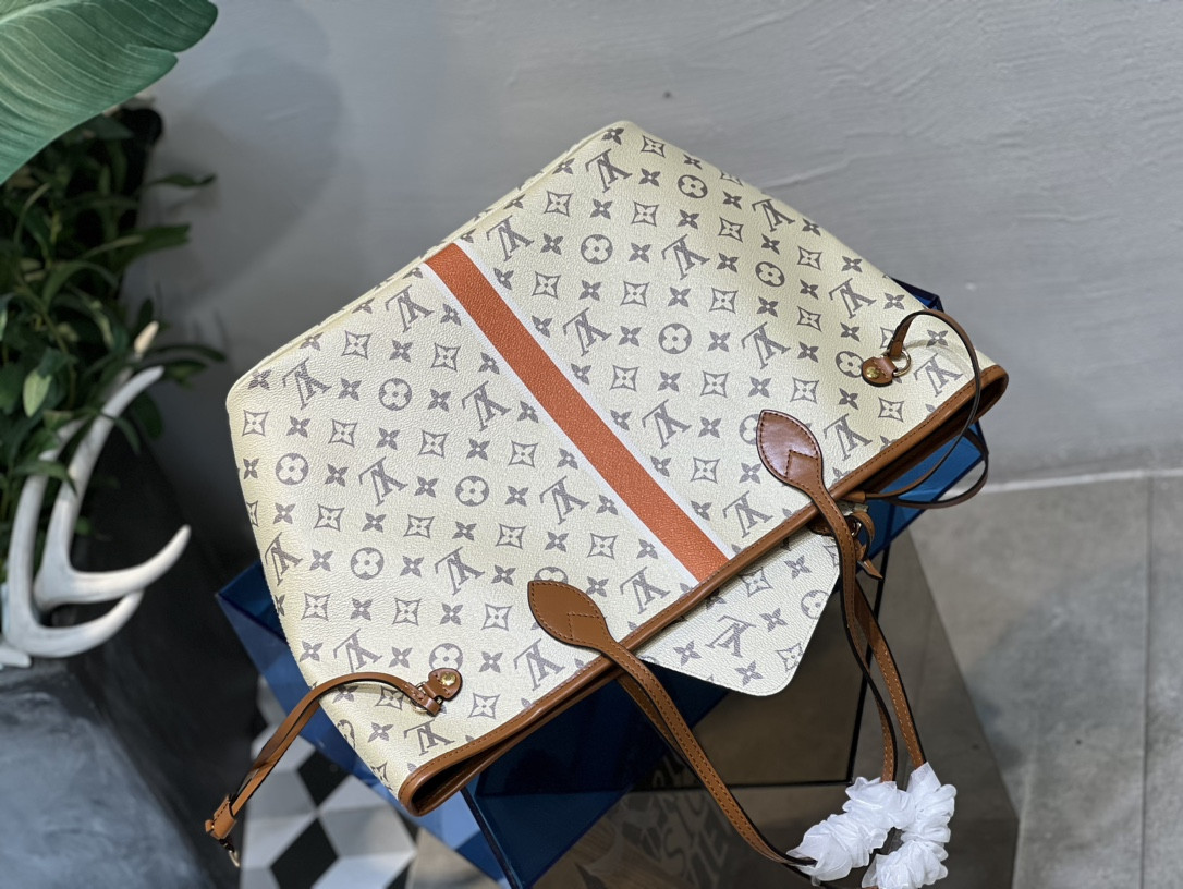 LV M40955 Neverfull MM 12.6 x 11.4 x 6.7 inches Without Box - Image 7