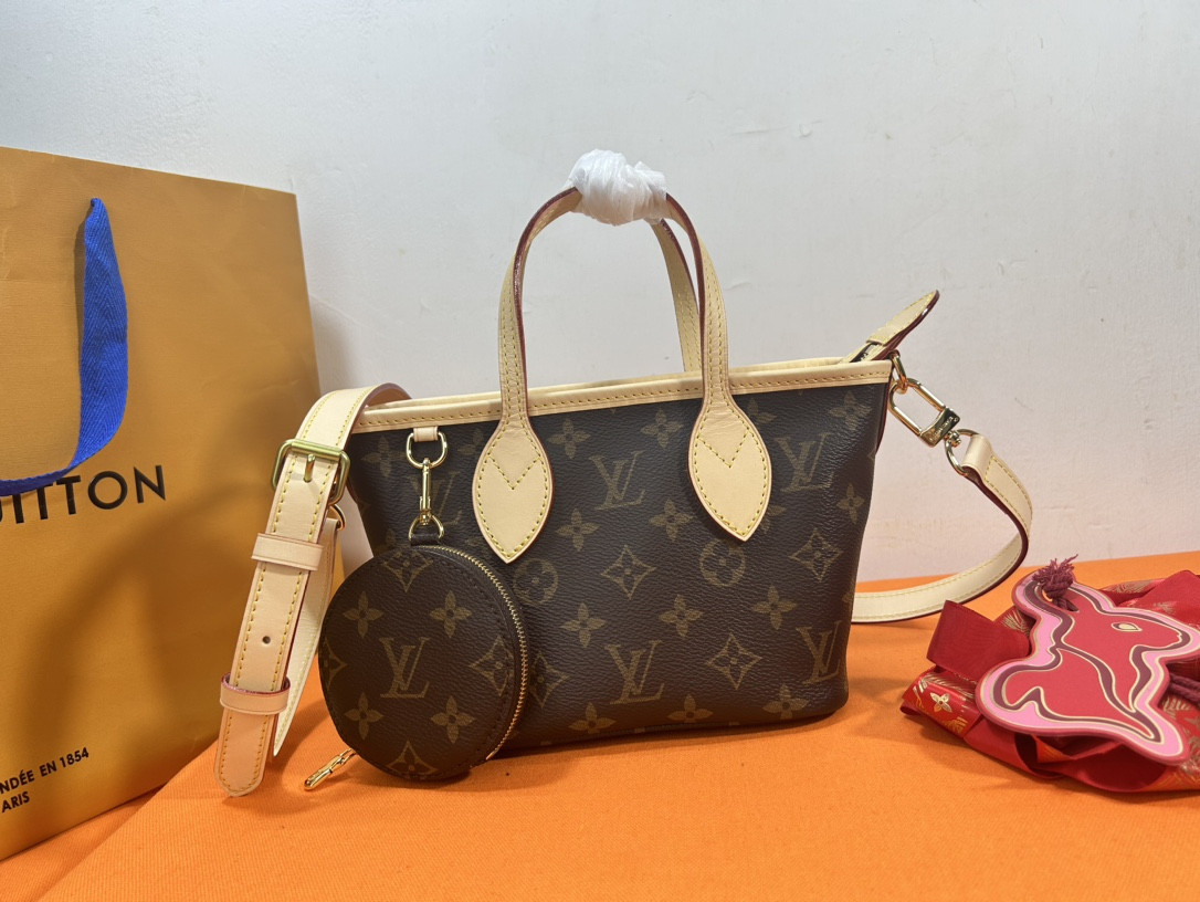 LV M46701 neverfull bb 9.4 x 5.5 x 3.5 inches - Image 3