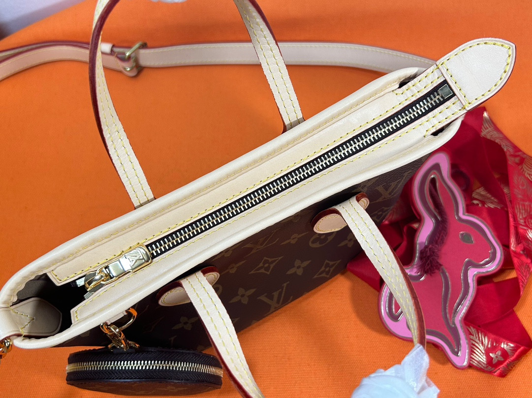 LV M46701 neverfull bb 9.4 x 5.5 x 3.5 inches - Image 9