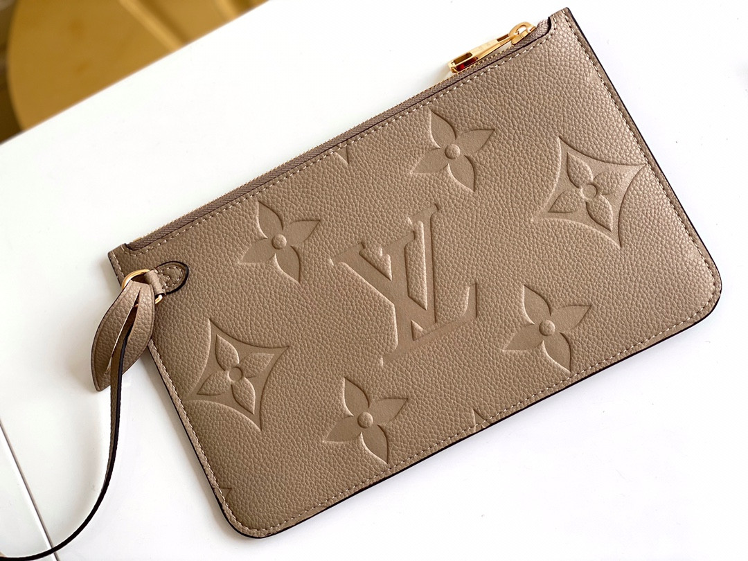 LV M45686 Neverfull MM 12.6 x 11.4 x 6.7 inches Without Box - Image 8