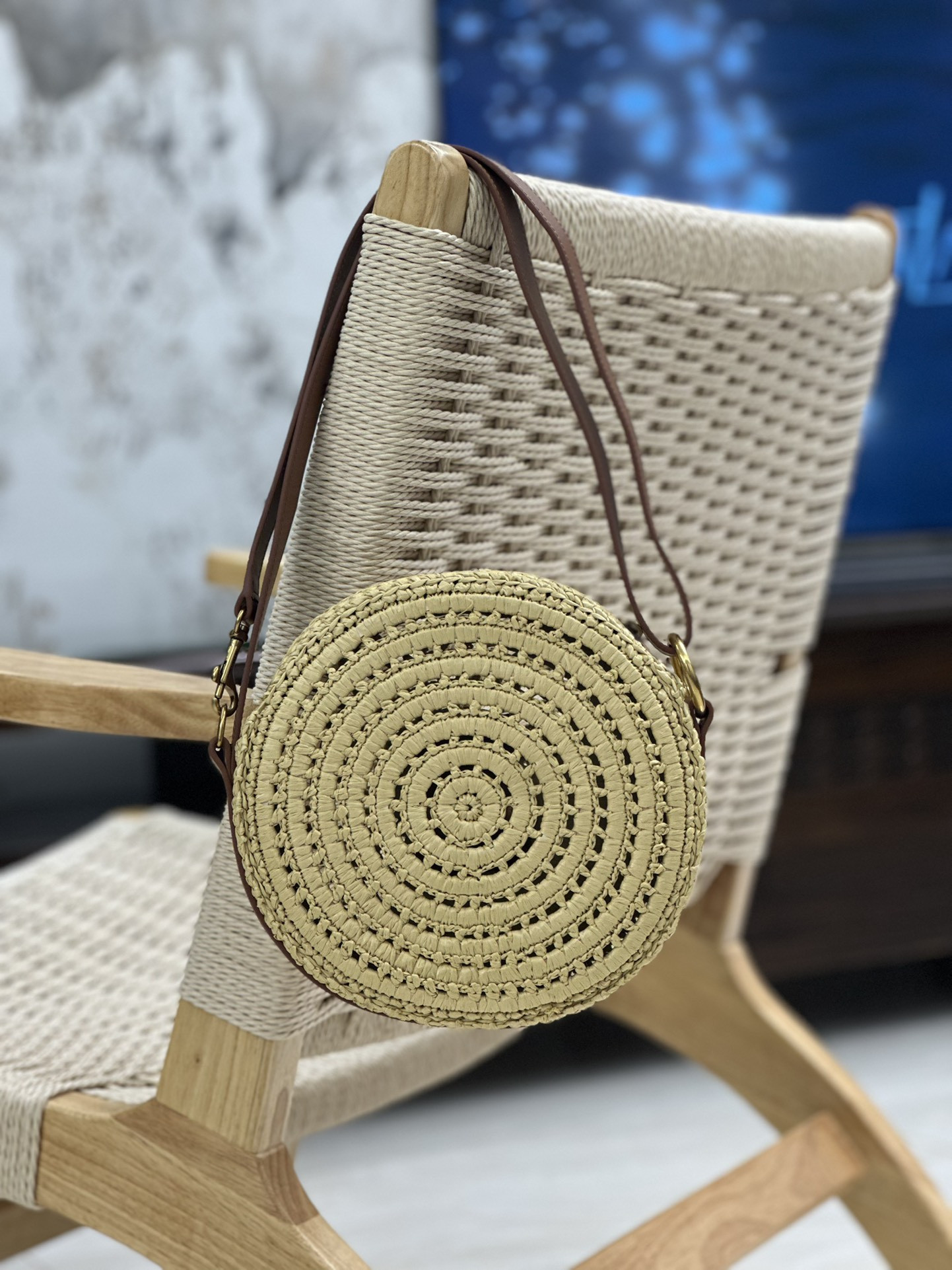 YSL ROUND BAG IN RAFFIA AND VEGETABLE-TANNED LEATHER Color Natural - Image 7