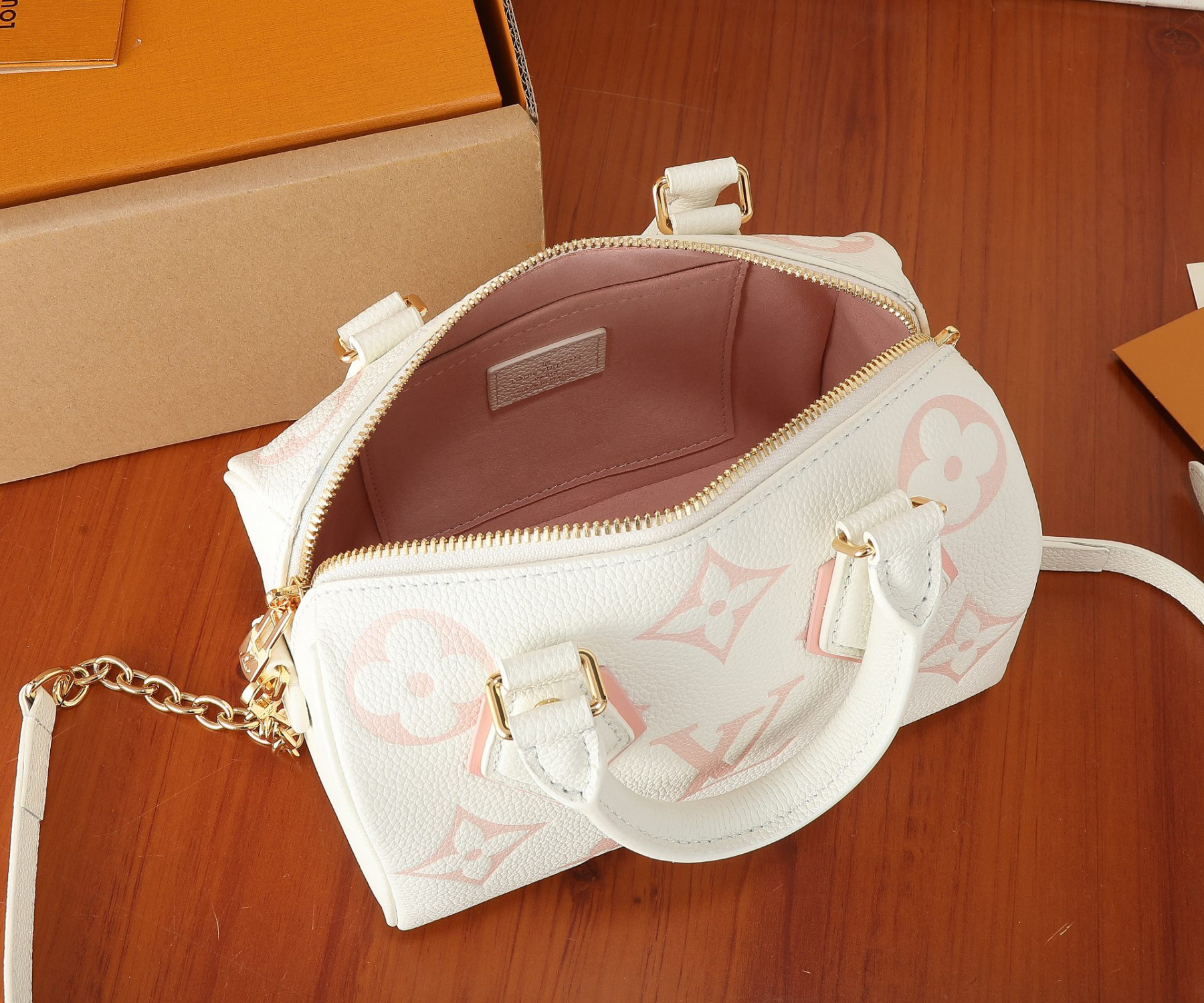 LV Speedy BANDOULIÈRE 20 M46875 8.1 x 5.3 x 4.7 inches - Image 9