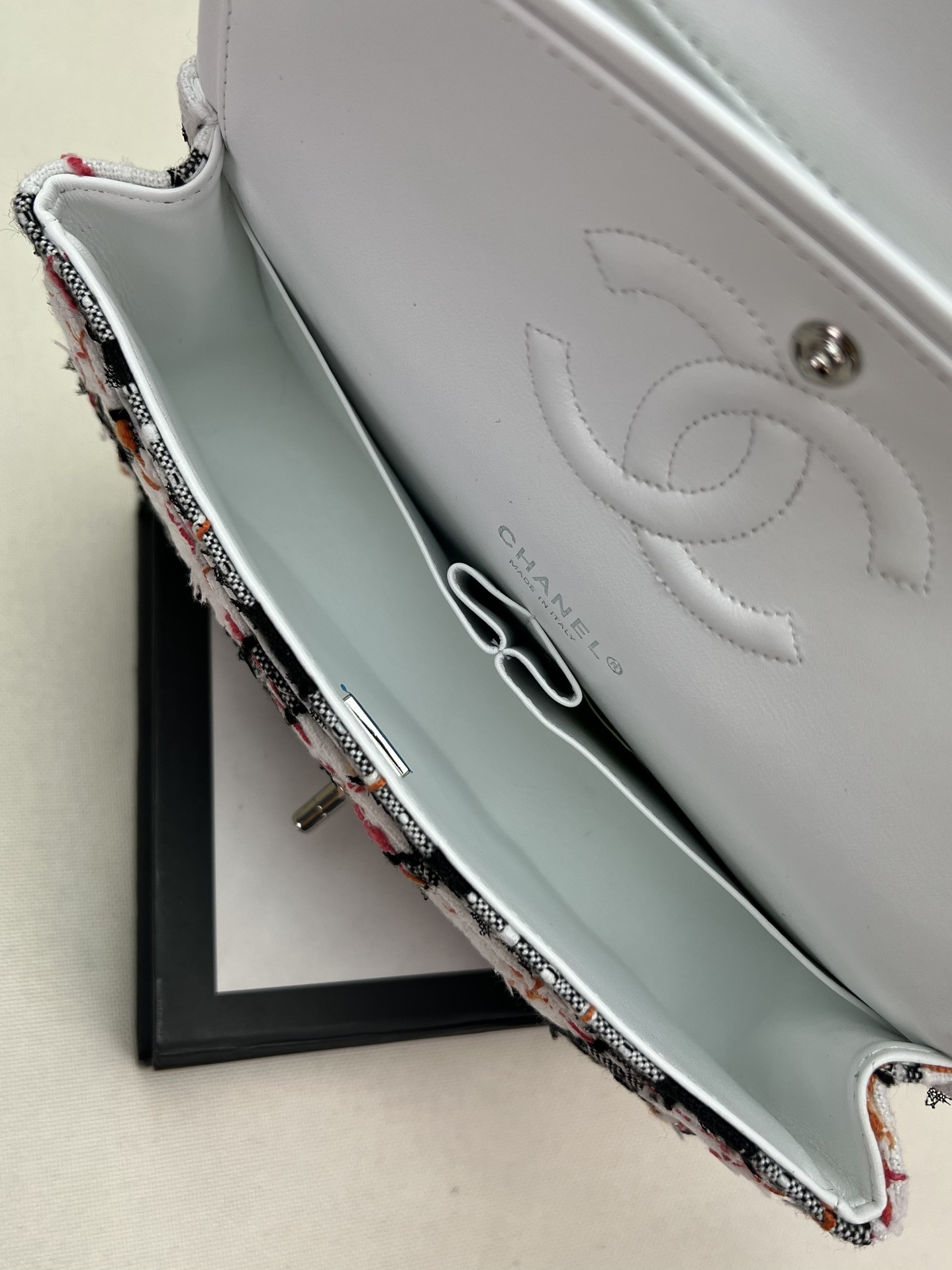CHANEL CLASSIC 11.12 HANDBAG Tweed Silver-Tone Metal 6 * 9.9 * 2.5 in - Image 8