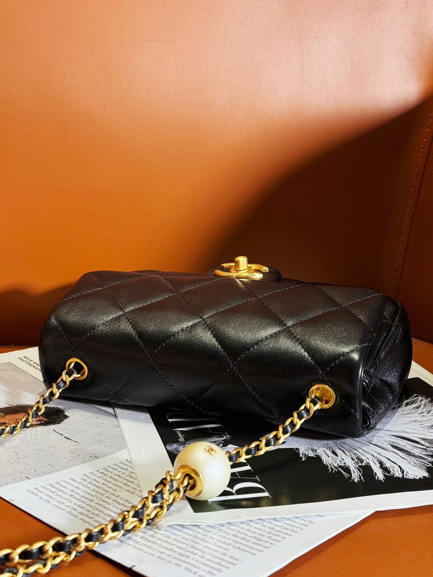 CHANEL CLASSIC HANDBAG Pearl Chain 13x20.5x6.5cm - Image 4