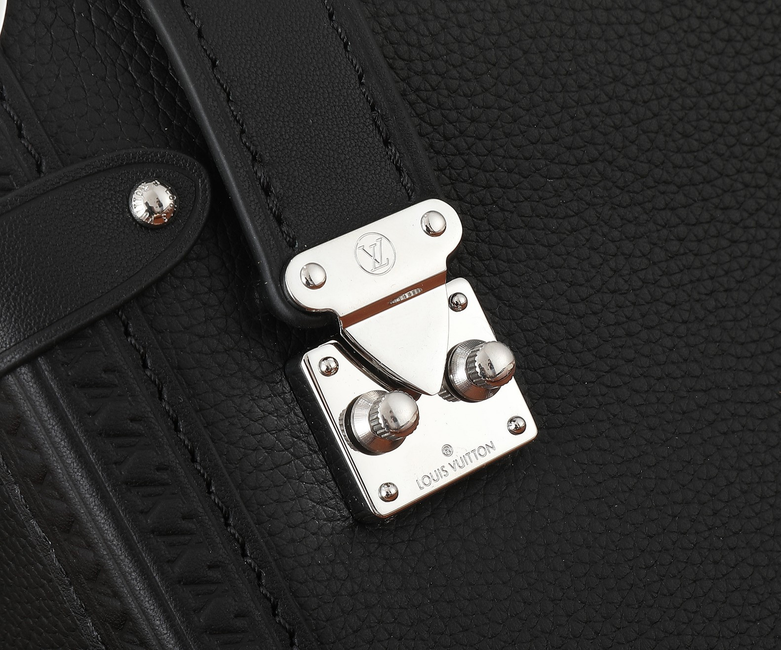 LV Side Trunk MM M25160(21*14*6cm) - Image 5