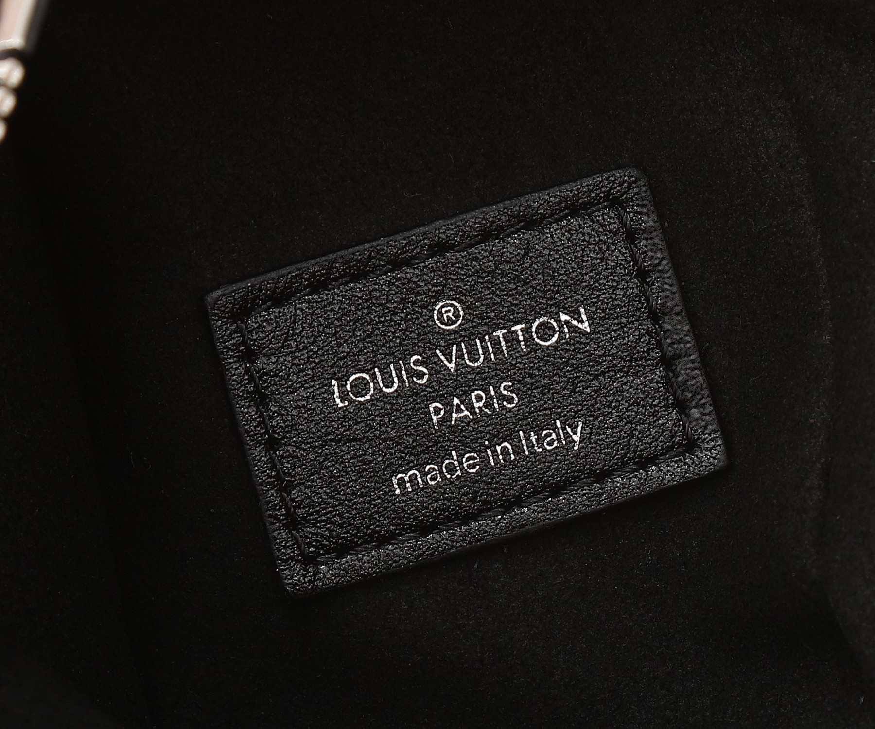 LV Side Trunk MM M25160(21*14*6cm) - Image 10