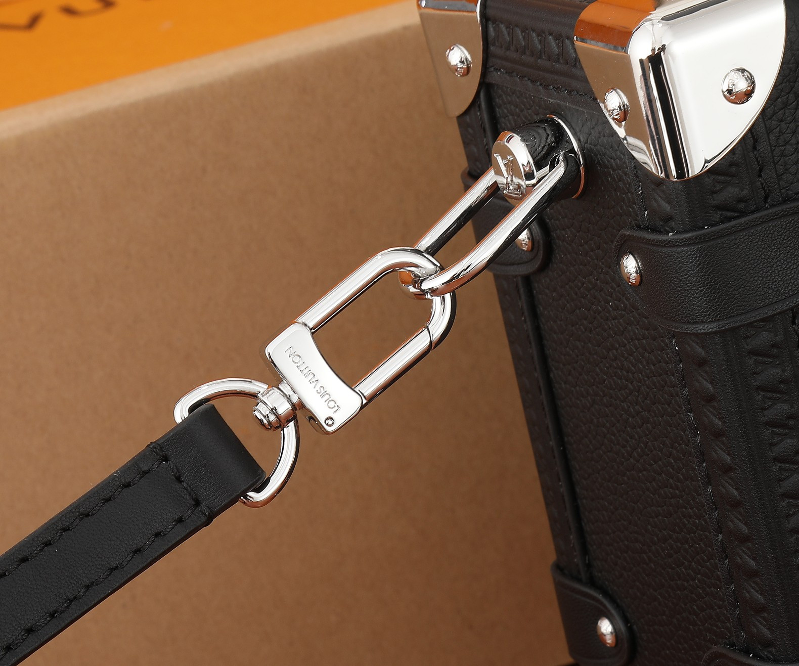LV Side Trunk MM M25160(21*14*6cm) - Image 17