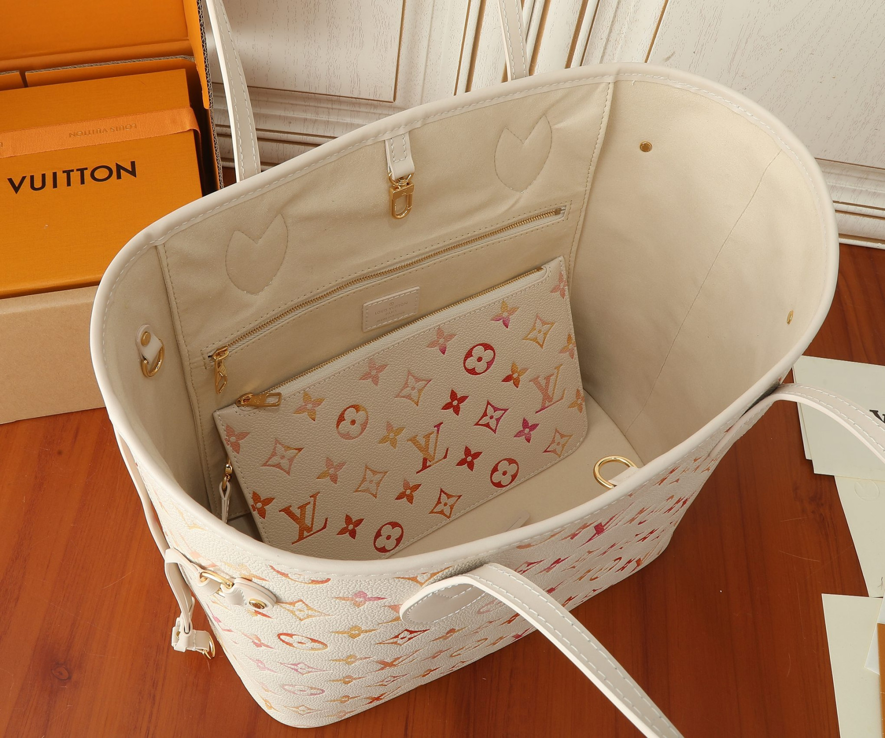 LV Neverfull MM M47080 12.2 x 11 x 5.5 in Without Box - Image 6