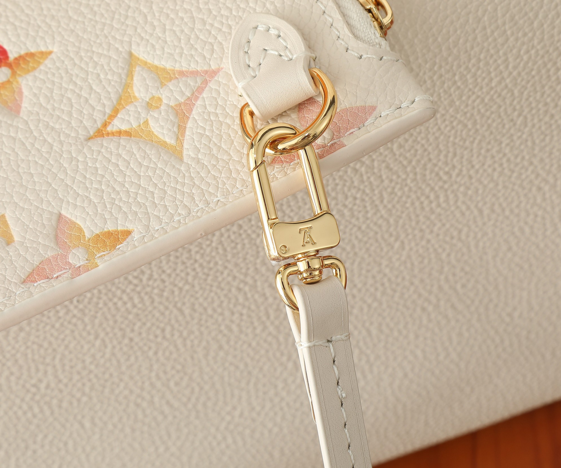 LV Neverfull MM M47080 12.2 x 11 x 5.5 in Without Box - Image 8