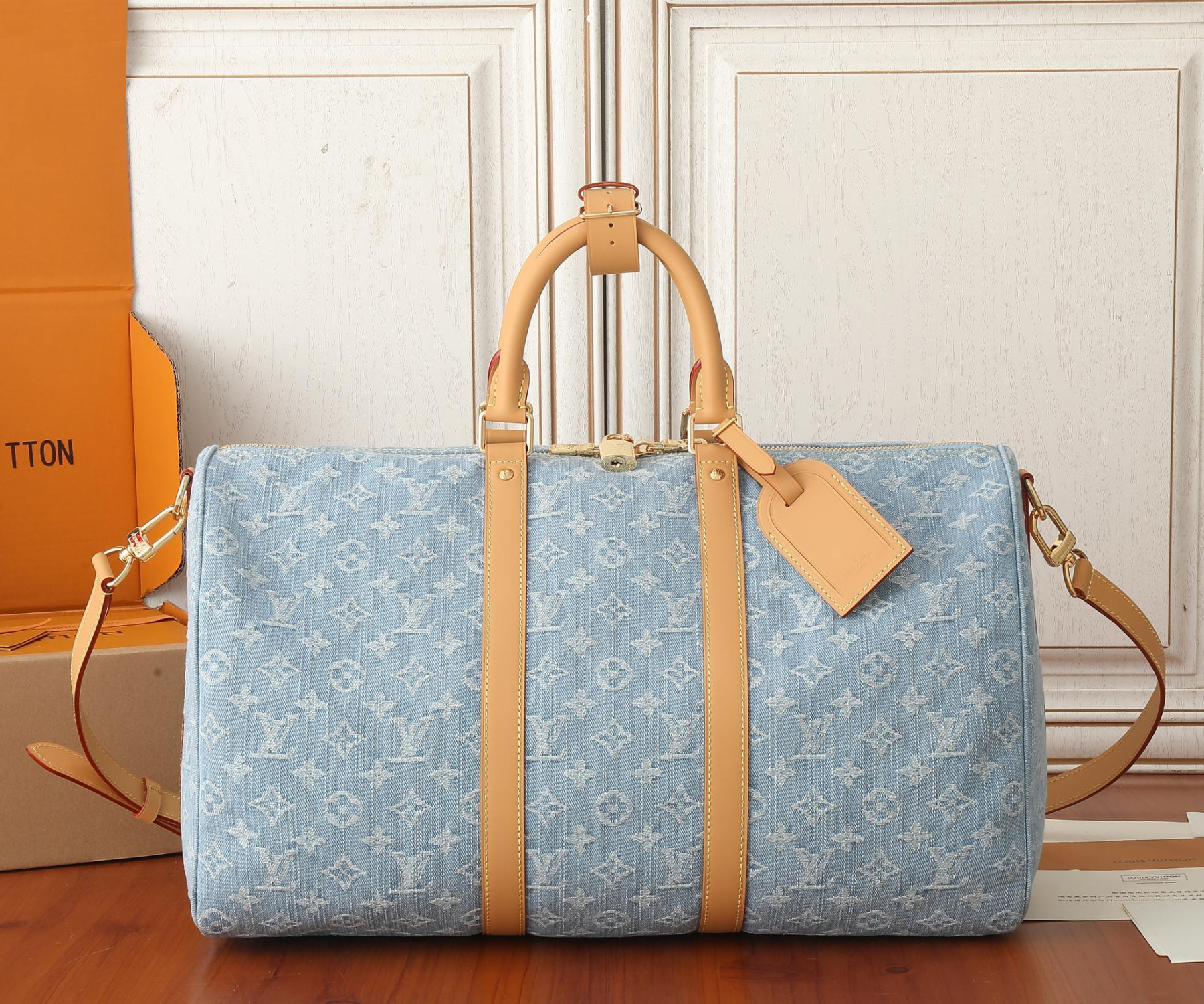 LV Keepall Bandoulière 45 M25334 17.7 x 10.6 x 7.9 inches - Image 2
