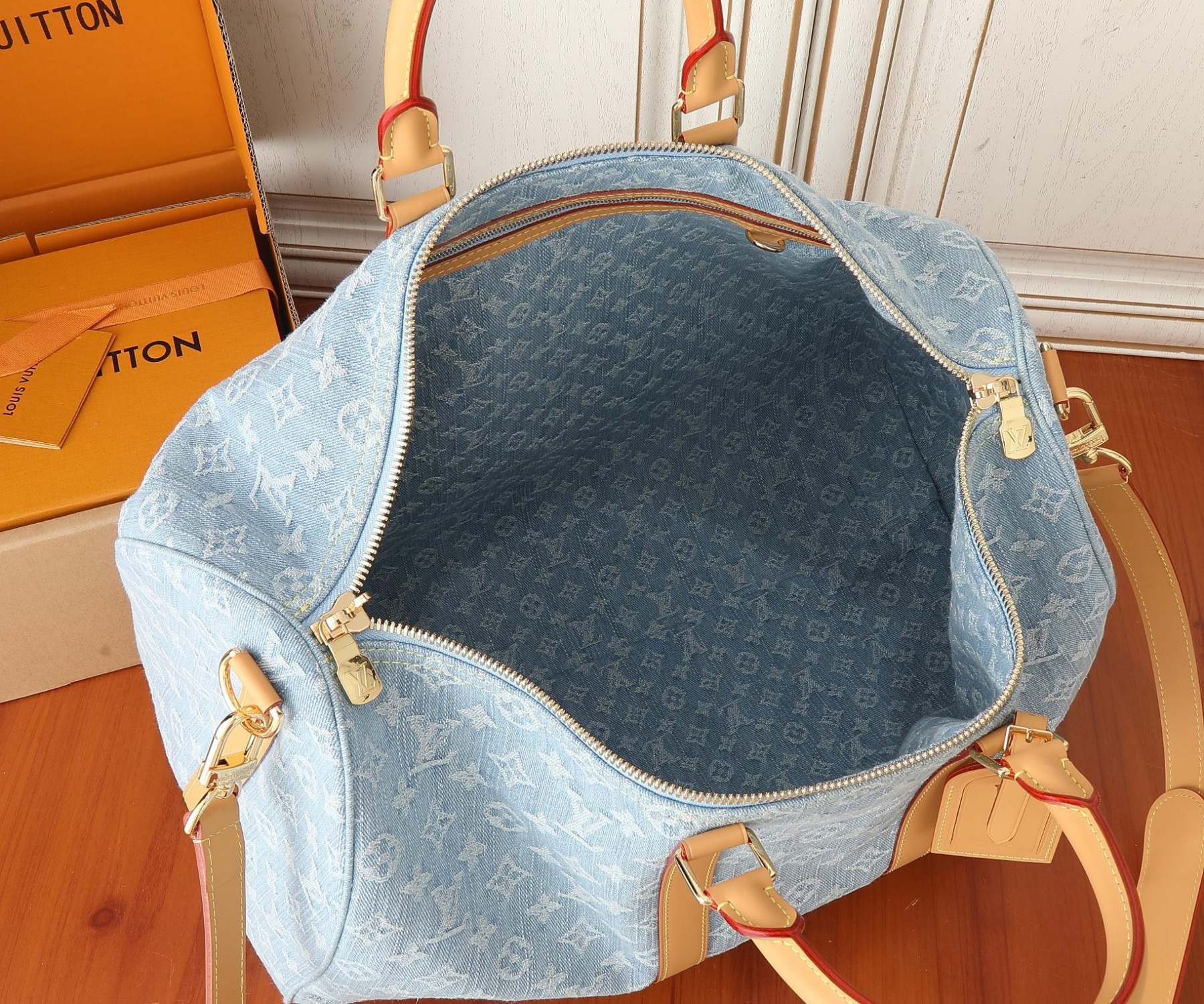 LV Keepall Bandoulière 45 M25334 17.7 x 10.6 x 7.9 inches - Image 5