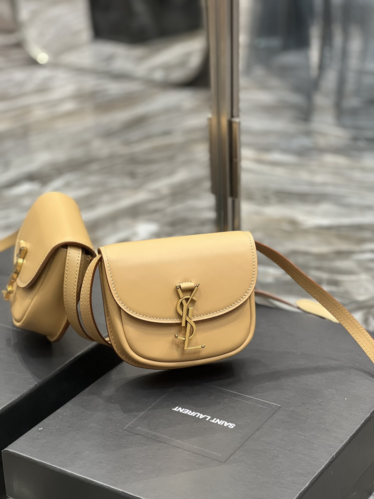 YSL KAIA SMALL SATCHEL IN SMOOTH LEATHER 15x14x4.5cm - Image 2