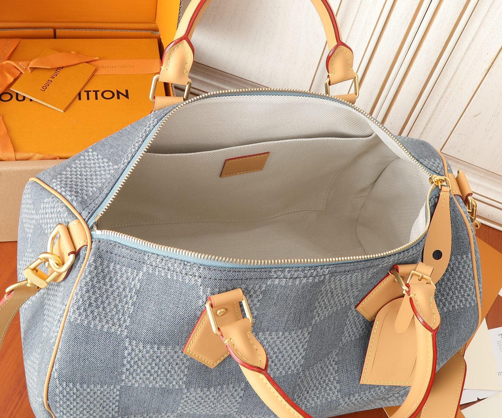 LV Speedy 40 Bandoulière N40701 15.7 x 10.2 x 9.1 inches - Image 6