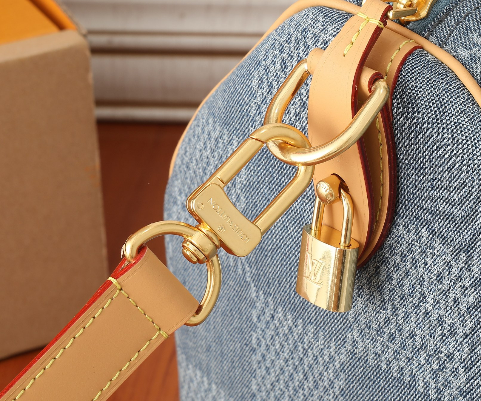 LV Speedy 40 Bandoulière N40701 15.7 x 10.2 x 9.1 inches - Image 15