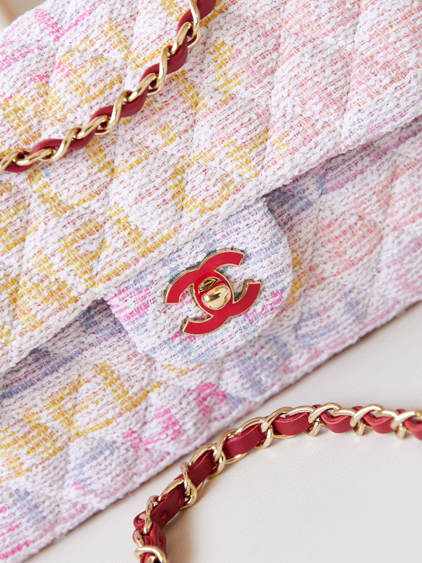 Chanel Quilted Pink Multicolor Tweed Rectangular Flap Bag 14.5 × 23 × 6 cm - Image 8