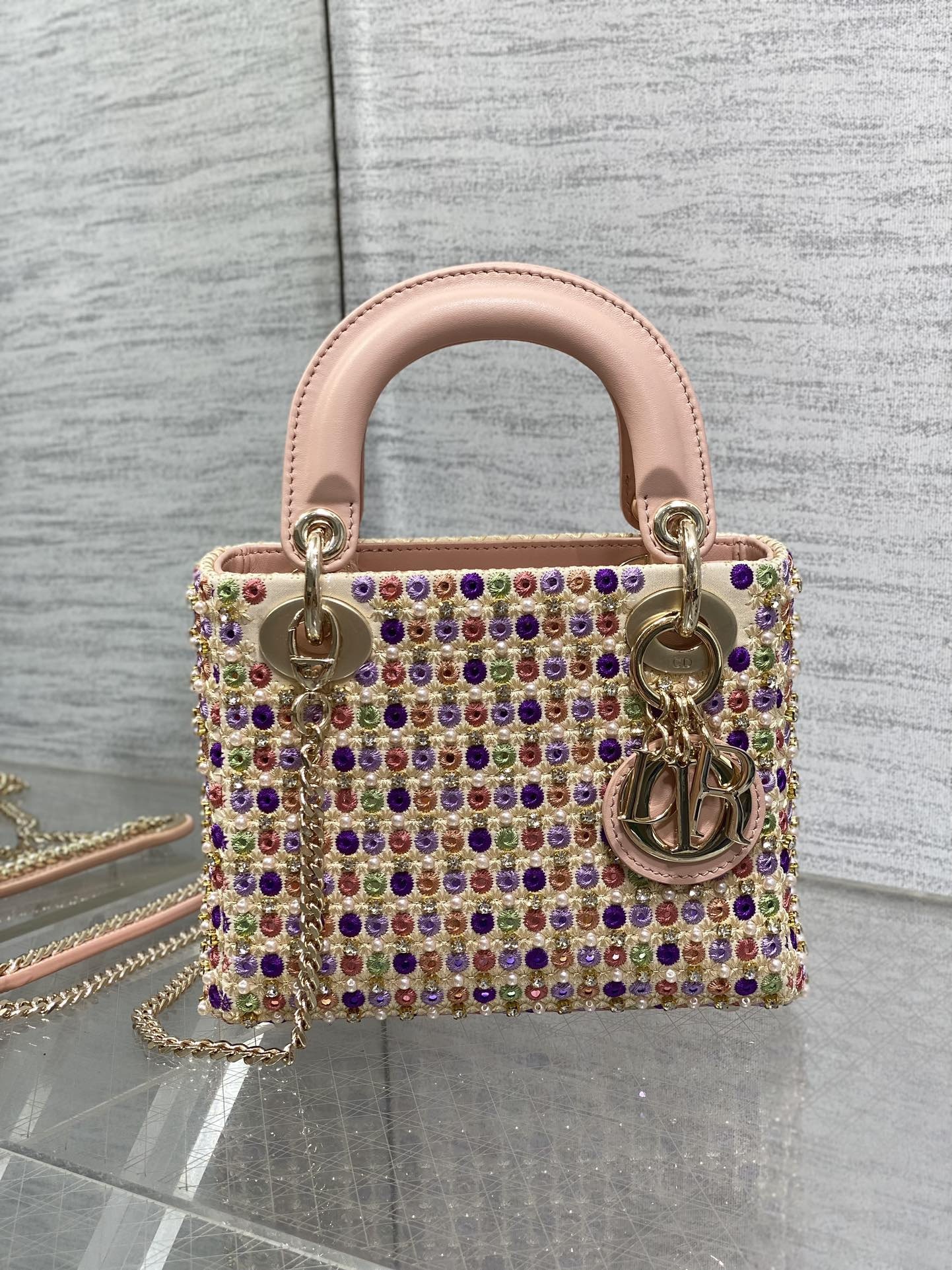 DIOR Artistic Limited Edition Three-Gusset Lady Dior Bag with Heavy Bead Embroidery 17CM - Image 3