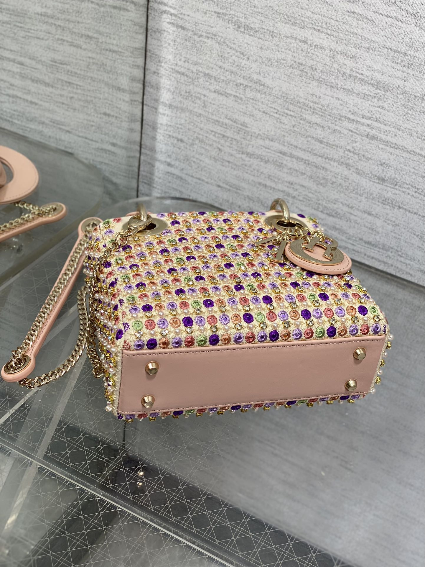 DIOR Artistic Limited Edition Three-Gusset Lady Dior Bag with Heavy Bead Embroidery 17CM - Image 6