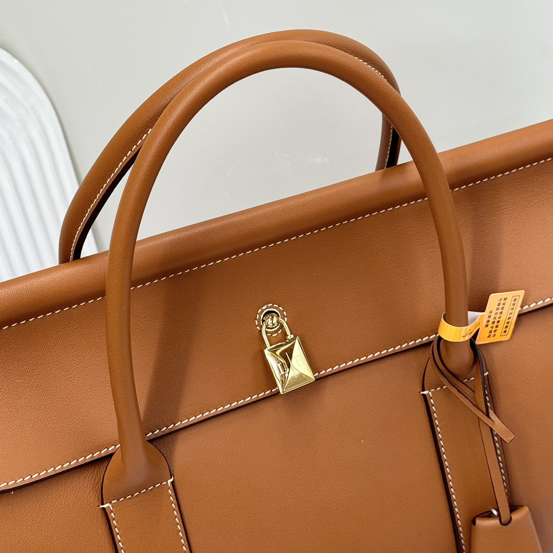 Loro Piana Loom Bag L32 Smooth Calfskin 33 x 23 x 18 cm - Image 7