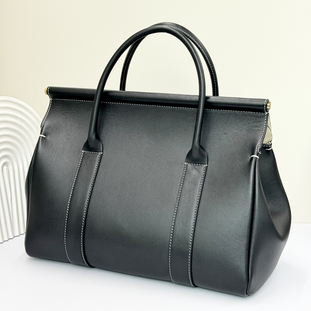 Loro Piana Loom Bag L32 Black Smooth Calfskin 33 x 23 x 18 cm - Image 3