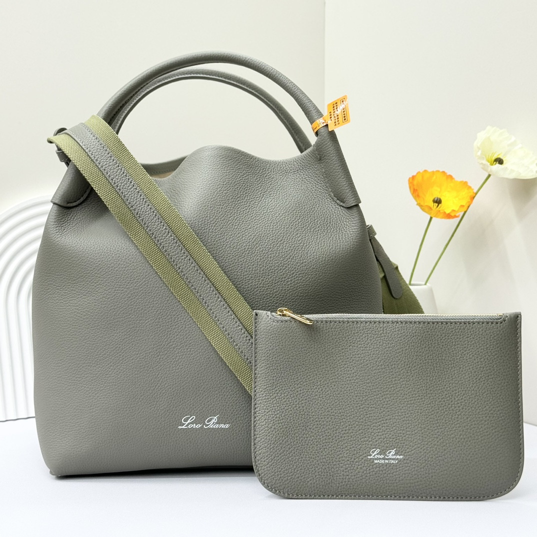 Loro Piana Large Bale Bag Grained Calfskin 24 x 20 x 27 cm - Image 7