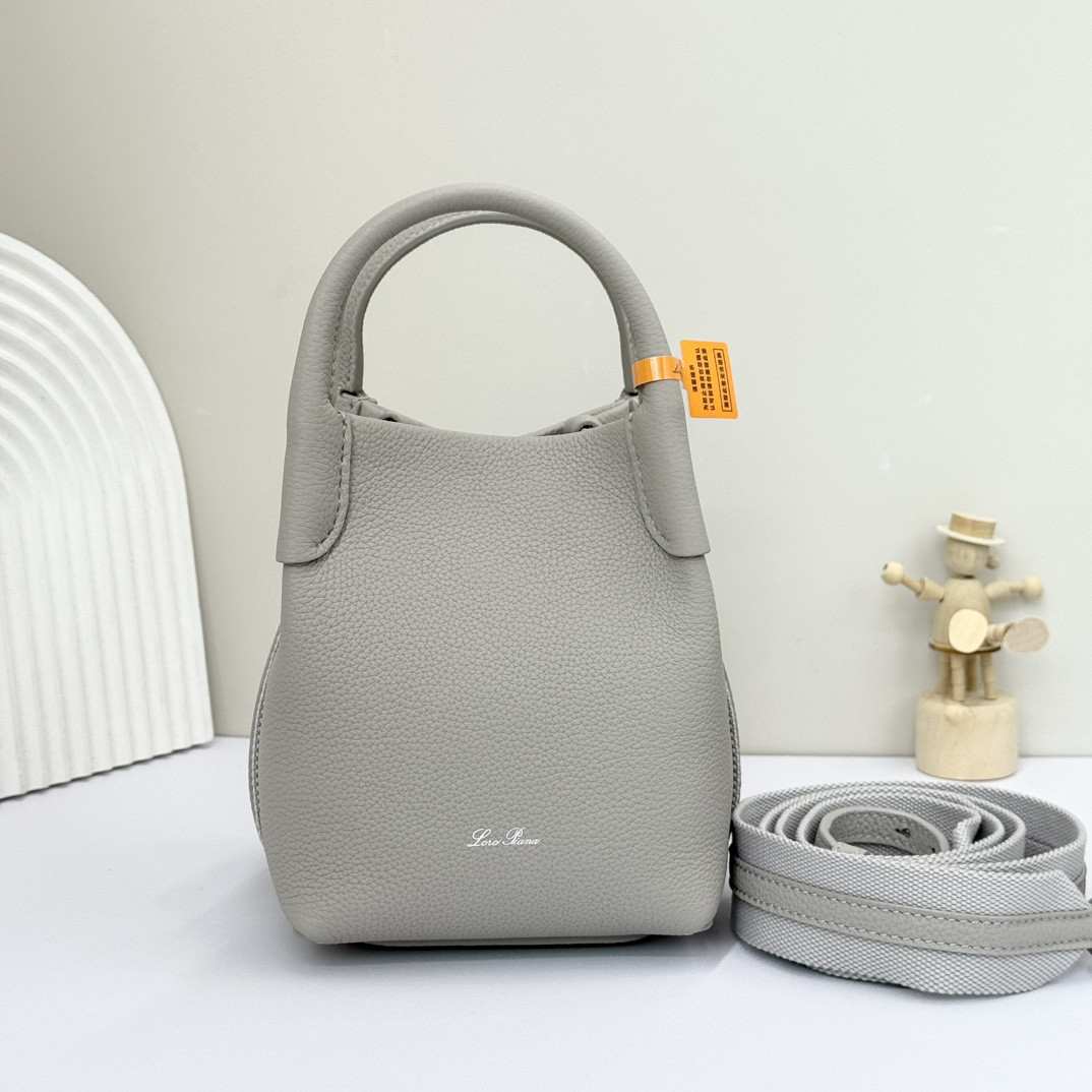 Loro Piana Micro Bale bag Grained Calfskin FAM7943 (23*16*14cm) - Image 2