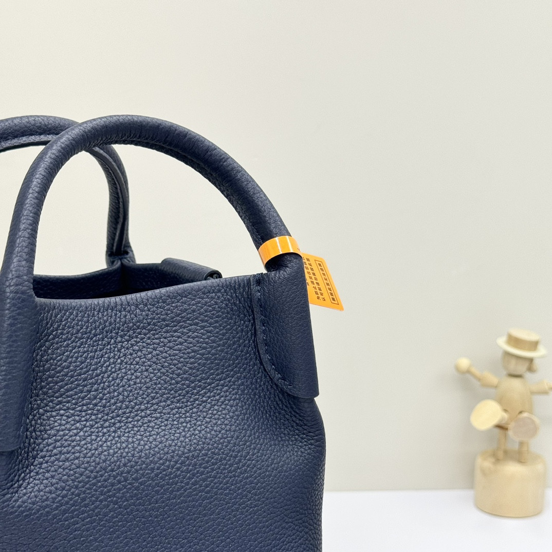 Loro Piana Micro Bale bag Grained Calfskin FAM7943 (16*13*13cm) - Image 5