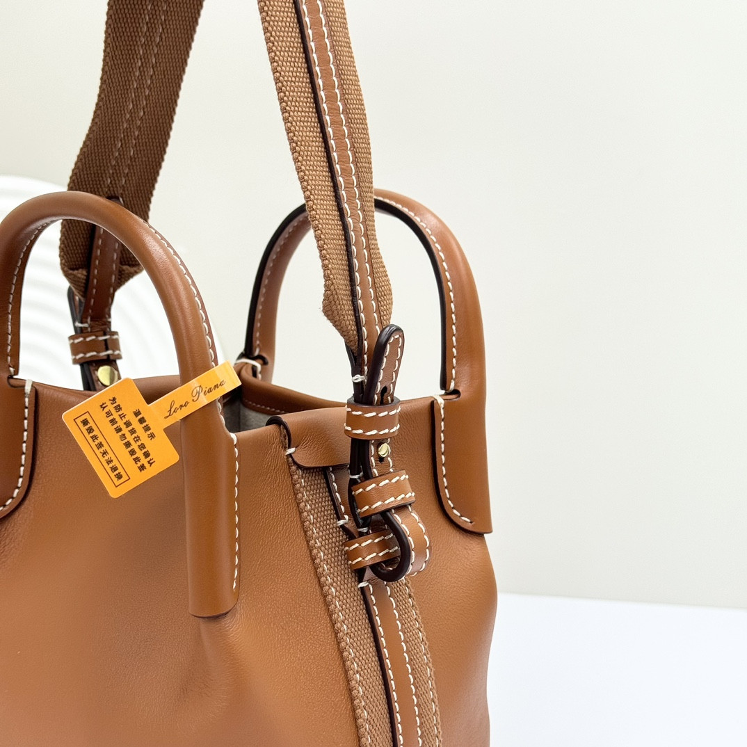 Loro Piana Micro Bale bag Smooth Calfskin FAM7943 (23*16*14cm) - Image 8